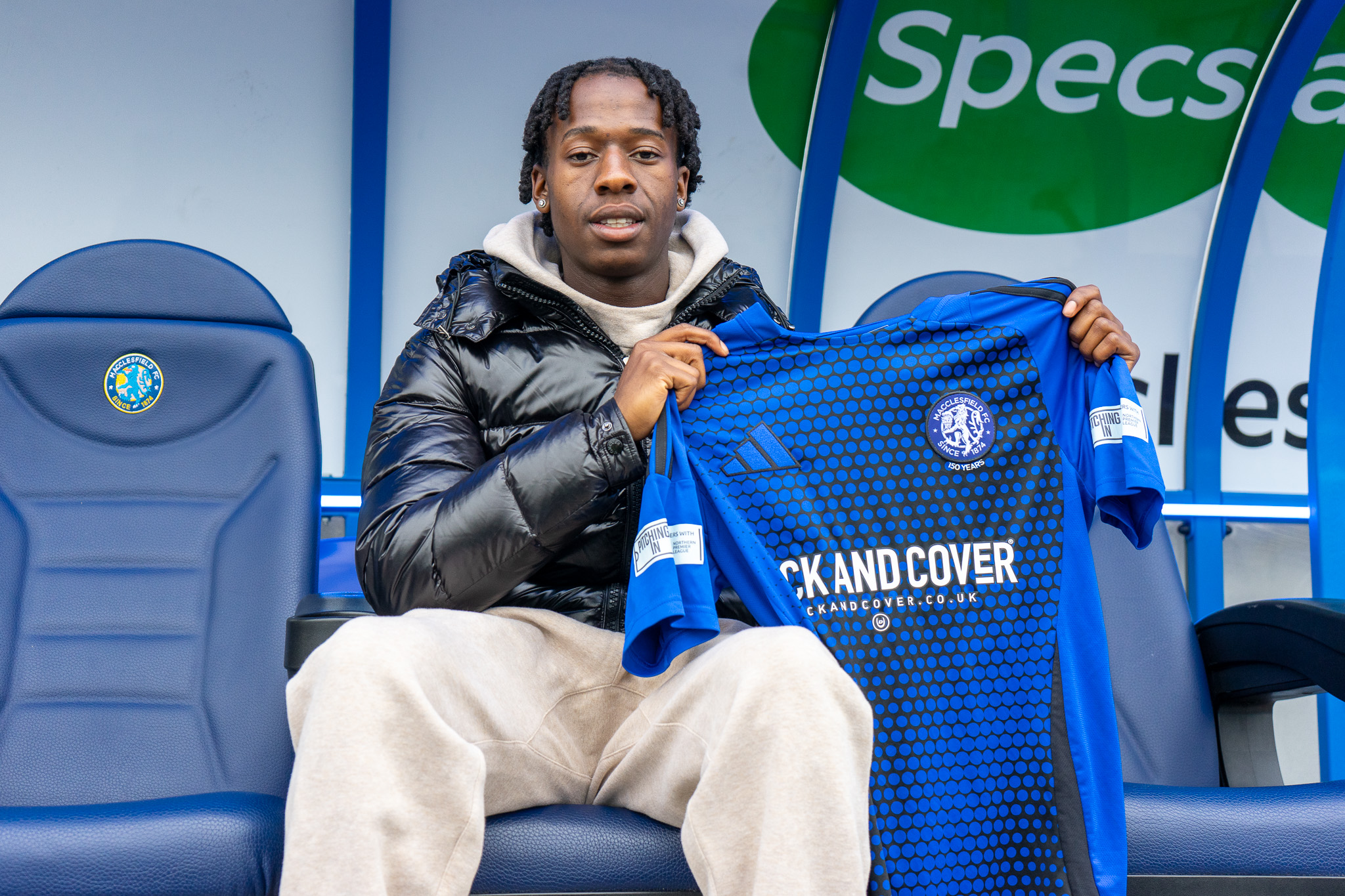 SEAN ETALUKU JOINS FROM BARROW