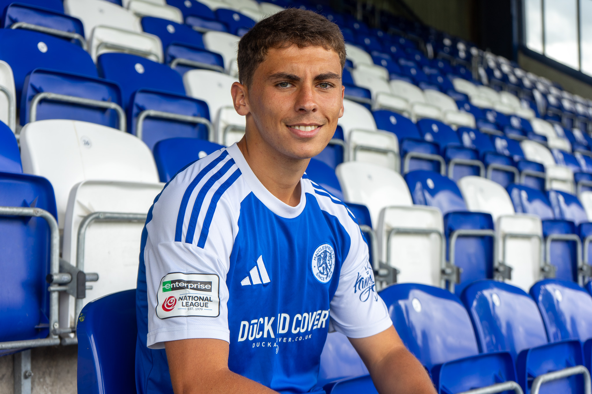 LUIS LACEY JOINS THE SILKMEN