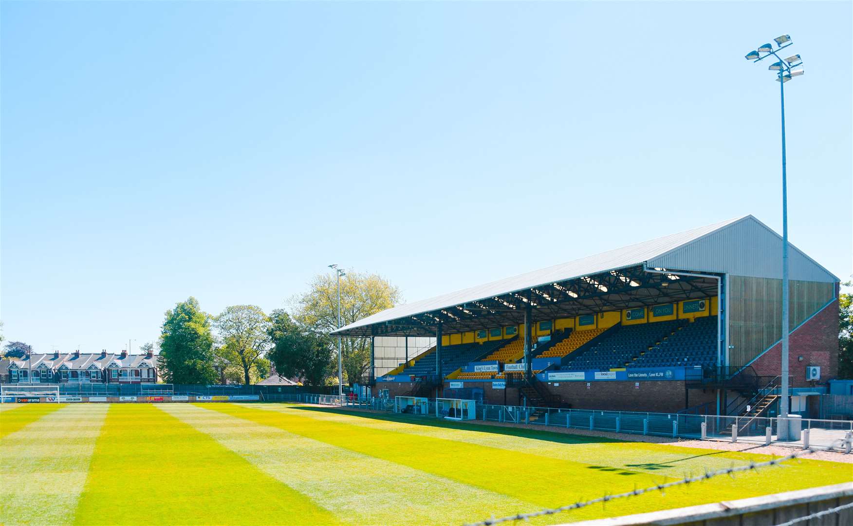 AWAY DAY BLUES: KINGS LYNN TOWN