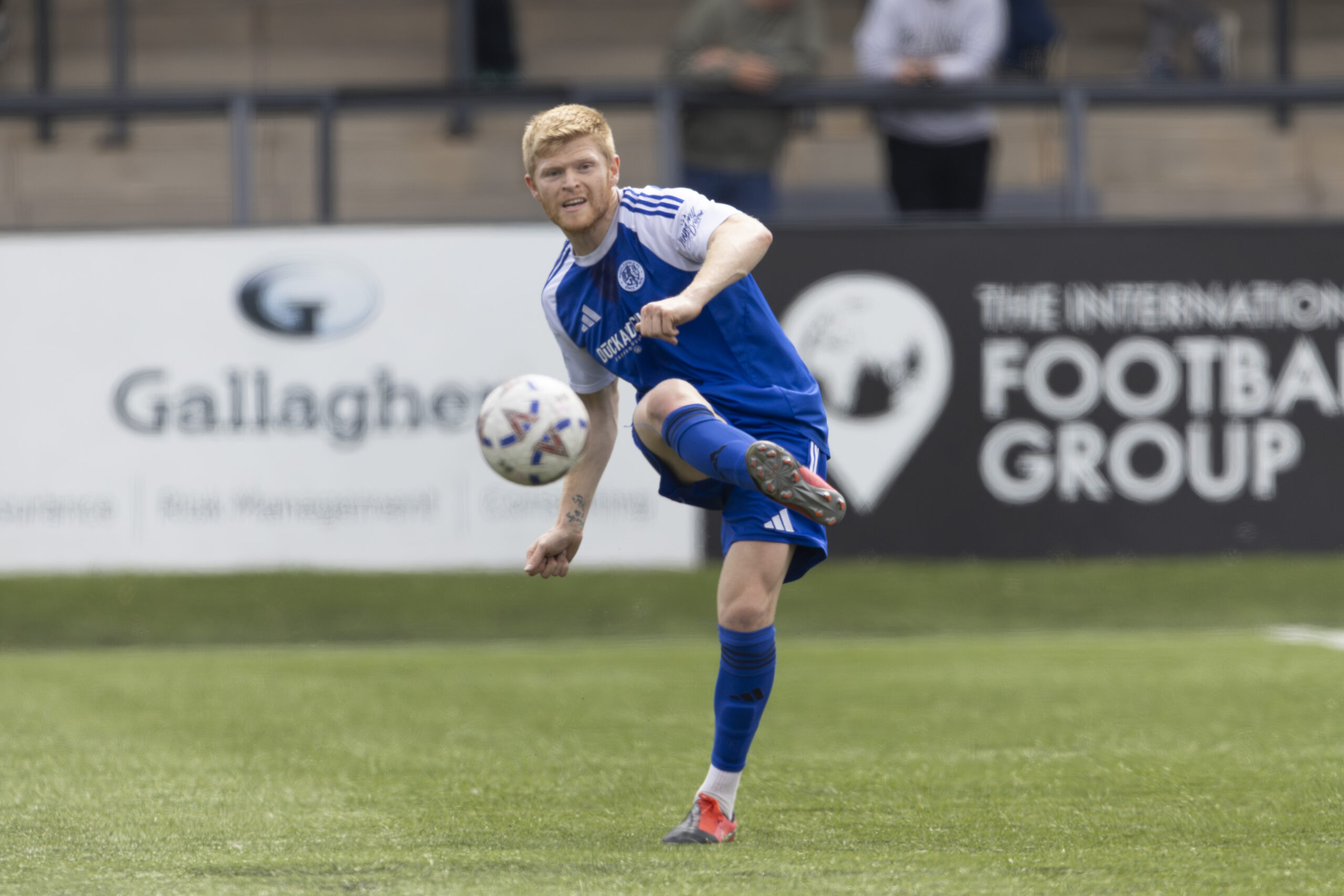 ELLIOTT EXTENDS SPORTS STAY