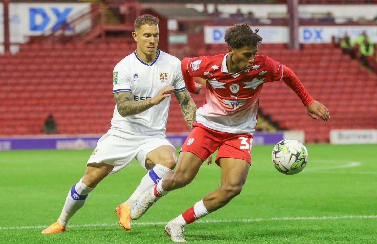 THEO CHAPMAN SIGNS FOR THE SILKMEN