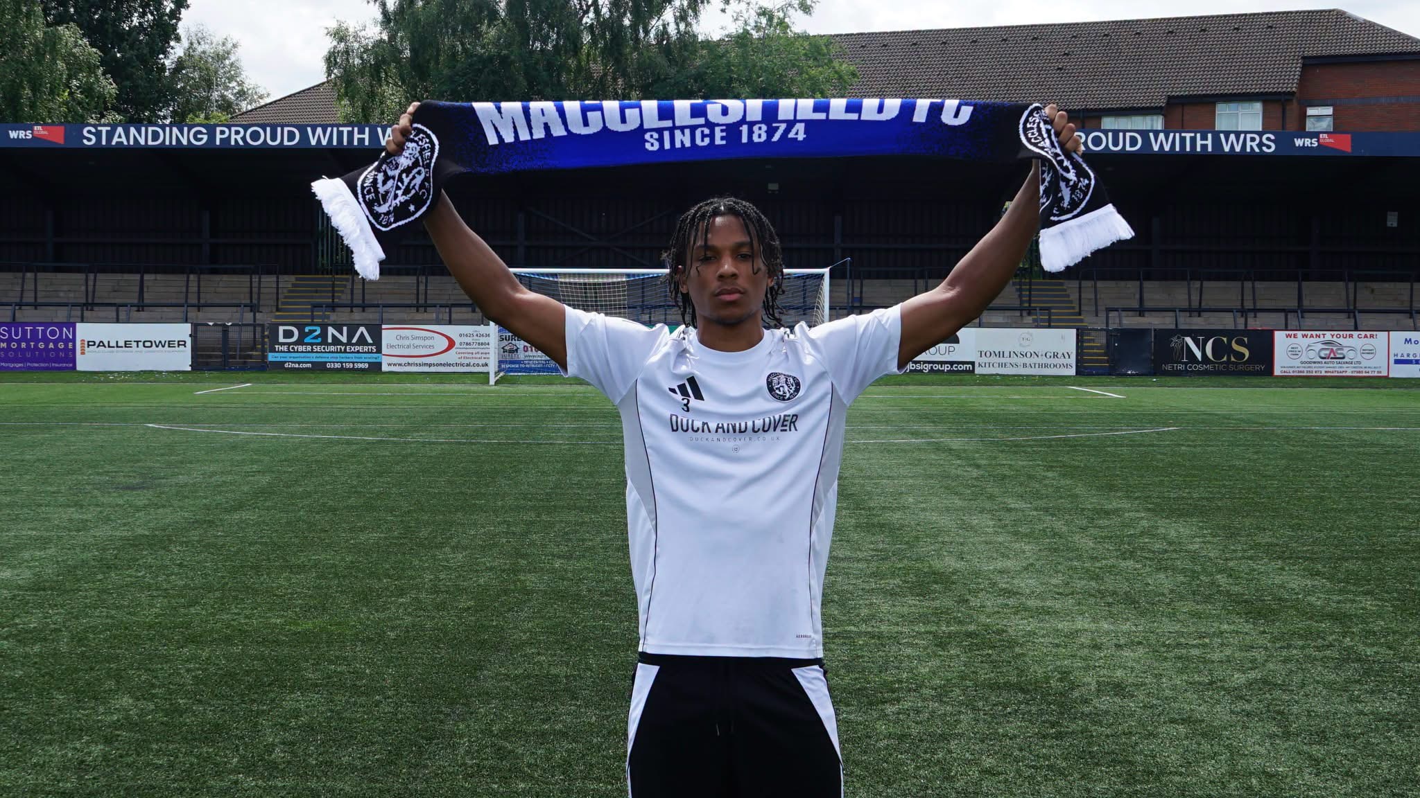 DYER: THREE THOUSAND FANS IS CRAZY!