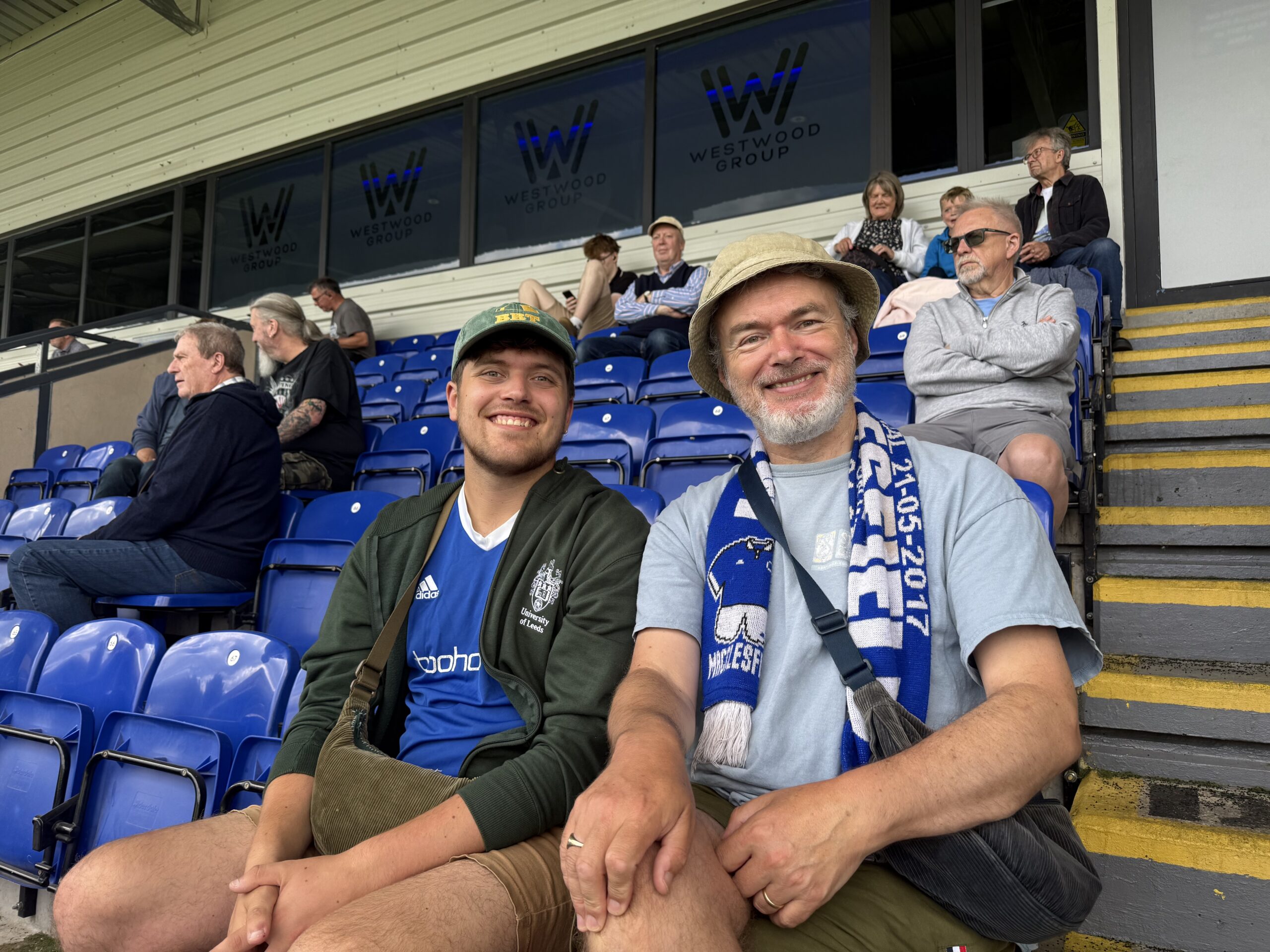 SILKMEN FAN CAM: FC UNITED (H)